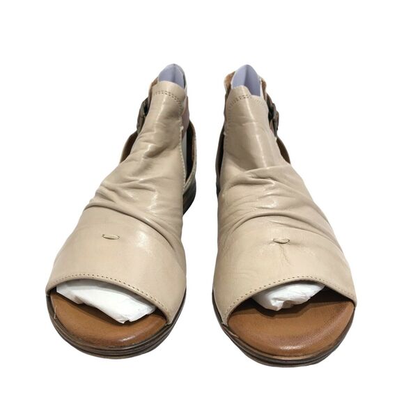 Miz Mooz Dipper Leather Flat Sandals Buckle Womens 36 US 5.5 - 6 NEW - Picture 2 of 6